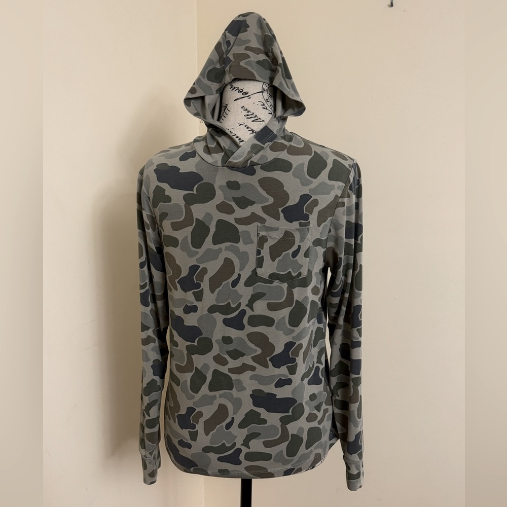 Free Fly boys youth camo bamboo shade long sleeve hooded shade shirt size Large